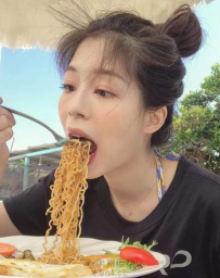 身材曲線超S IG滿滿美照放送